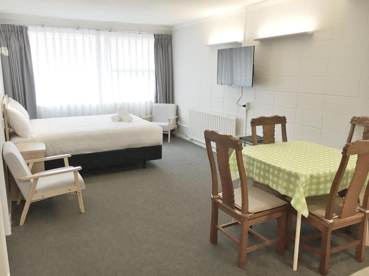 เทอมอลล์ โอ๊ค โมเทล Motel โรโตรัว ภายนอก รูปภาพ